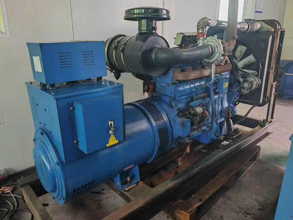 日喀则100kW柴油发电机组使用多级机油有哪些优缺点？